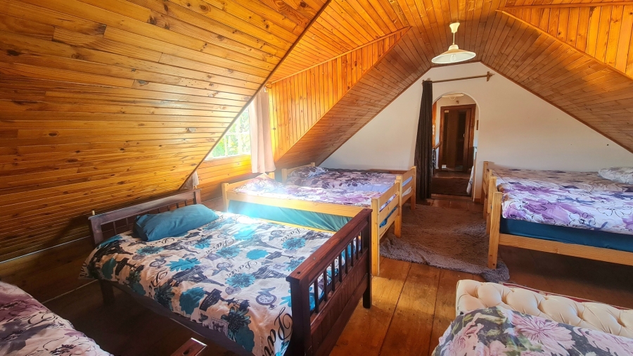 8 Bedroom Property for Sale in Knysna Central Western Cape